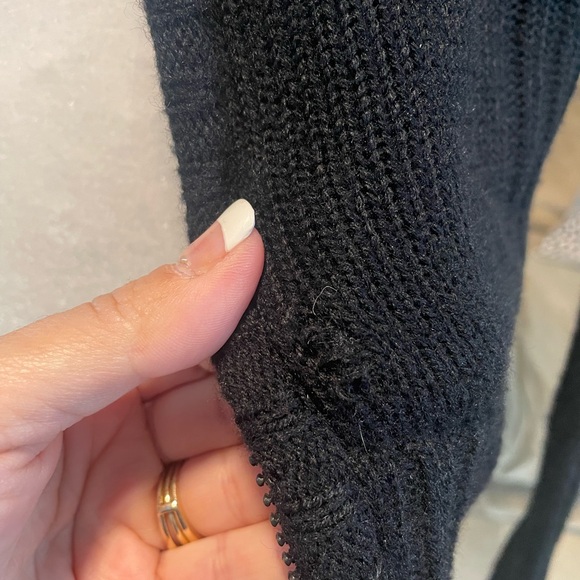 Women’s Forever 21 fur zip up sweater - Picture 6 of 13